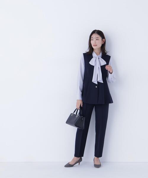 NATURAL BEAUTY BASIC(ナチュラルビューティーベーシック)の「◇フロントボタンペプラムジレ SETUP テーパードパンツ(スラックス・レディース・ブルー/ネイビー/ベージュ・MEDIUM/SMALL)」の11枚目の写真