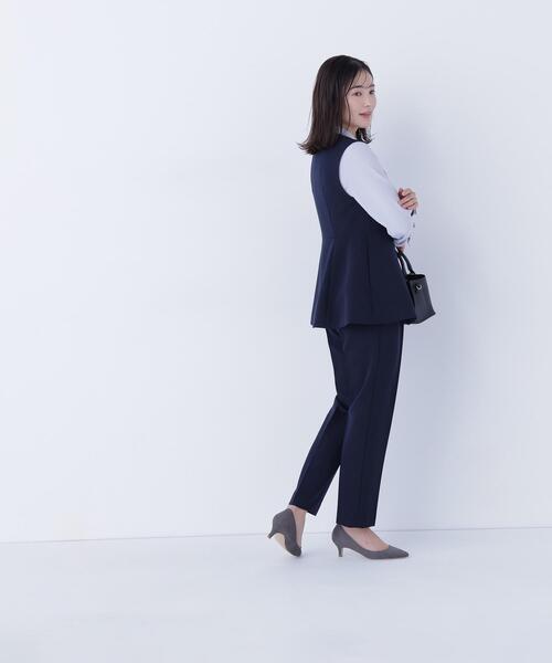 NATURAL BEAUTY BASIC(ナチュラルビューティーベーシック)の「◇フロントボタンペプラムジレ SETUP テーパードパンツ(スラックス・レディース・ブルー/ネイビー/ベージュ・MEDIUM/SMALL)」の13枚目の写真