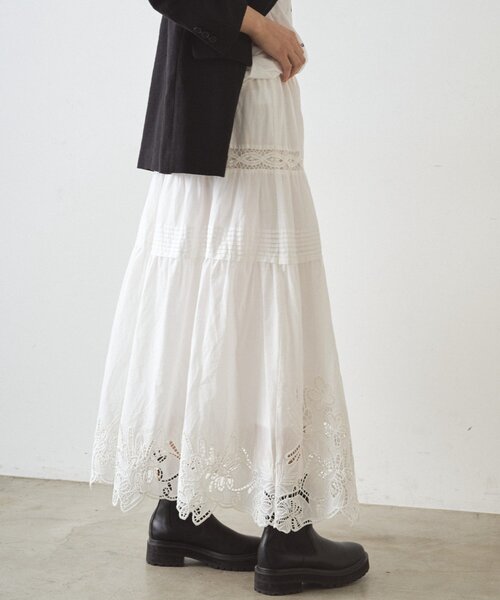 LOUNGEDRESS（ラウンジドレス）の「レースティアードスカート（スカート・レディース・オフホワイト/ブラック・FREE）」の13枚目の写真