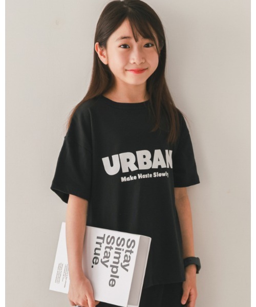 jeans-b(ジーンズベー)の「ジーンズベー URBANTシャツ(Tシャツ/カットソー・キッズ・アイボリー/ブラック/オフホワイト・140cm/150cm/160cm/130cm)」の2枚目の写真