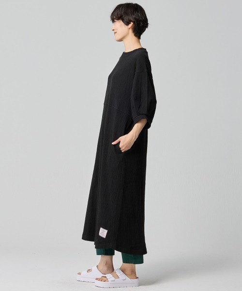 KRIFF MAYER Lady's Collection（クリフメイヤーレディースコレクション）の「楊柳カットソーワンピース（Tシャツ/カットソー・レディース・レンガ/ブラック/サックスブルー/ナチュラル・MEDIUM/LARGE）」の8枚目の写真