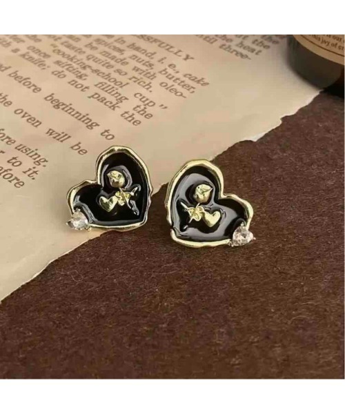 tone(トーン)の「【88eighty-eight】ブラックハート薔薇アンティークピアス【import】(MA)(ピアス(両耳用)・レディース・ブラック・FREE)」の1枚目の写真