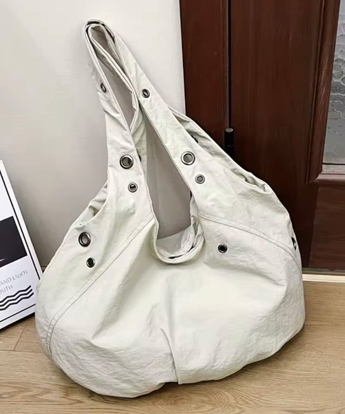 ammy.(エイミードット)の「【 ammy. / エイミードット 】 バルーン ナイロン トートバッグ(トートバッグ・レディース・グレー/アイボリー/ブラック/カーキ・FREE)」の7枚目の写真