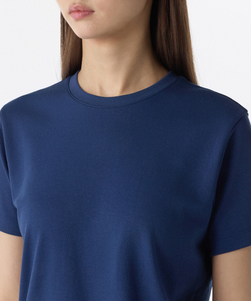 MUSINSA STANDARD WOMAN（ムシンサスタンダードウーマン）の「ウーマンズベーシッククルーネックTシャツ[ミッドナイトブルー]（Tシャツ/カットソー・レディース・その他・LARGE/SMALL/X-LARGE/MEDIUM/X-SMALL）」の3枚目の写真