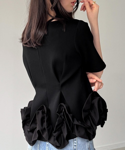 junoah(ジュノア)の「フリル半袖トップス(Tシャツ/カットソー・レディース・ダークベージュ/アイボリー/ブラック・LARGE/MEDIUM/SMALL)」の8枚目の写真