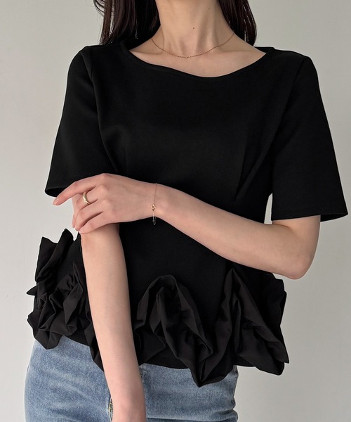 junoah(ジュノア)の「フリル半袖トップス(Tシャツ/カットソー・レディース・ダークベージュ/アイボリー/ブラック・LARGE/MEDIUM/SMALL)」の9枚目の写真