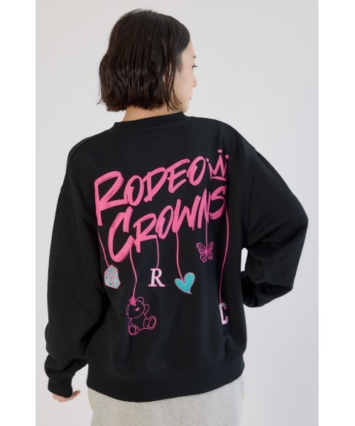 RODEO CROWNS WIDE BOWL（ロデオクラウンズワイドボウル）の「Dangling Charmsスウェット（スウェット・レディース・杢グレー/イエロー/ライトピンク/ブラック・MEDIUM/LARGE）」の5枚目の写真