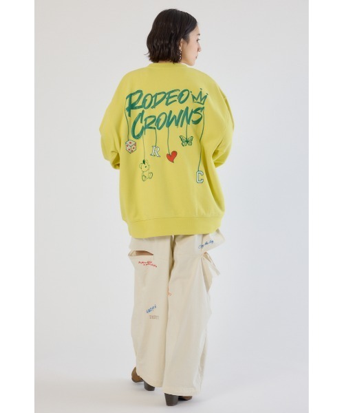 RODEO CROWNS WIDE BOWL（ロデオクラウンズワイドボウル）の「Dangling Charmsスウェット（スウェット・レディース・杢グレー/イエロー/ライトピンク/ブラック・MEDIUM/LARGE）」の22枚目の写真