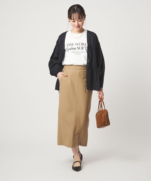 green label relaxing（グリーンレーベルリラクシング）の「【WEB限定】［size SHORT/TALLあり］オルマイ タイト スカート（スカート・レディース・ダークグレー/ベージュ/オフホワイト/ブラック/ブラウン・TALL/FREE/SHORT）」の8枚目の写真