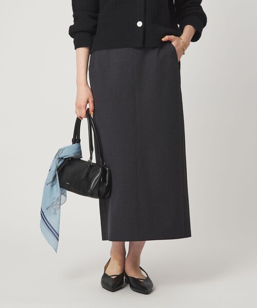 green label relaxing（グリーンレーベルリラクシング）の「【WEB限定】［size SHORT/TALLあり］オルマイ タイト スカート（スカート・レディース・ダークグレー/ベージュ/オフホワイト/ブラック/ブラウン・TALL/FREE/SHORT）」の21枚目の写真