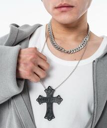 SHORT ROUND（ショートラウンド）の「SHORT ROUND/PUエンボスロゴクロスネックレス（ネックレス）」