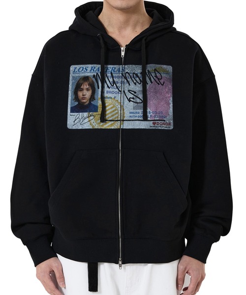 OY(オーワイ)の「『OY/オーワイ』FAKE LICENSE HOODIE ZIP UP/フェイクライセンスジップアップパーカー(パーカー・メンズ・ブラック/グレー・L/M)」の3枚目の写真