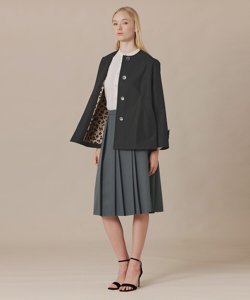 MACKINTOSH LONDON（マッキントッシュ ロンドン）の「【婦人画報4月号掲載】【ROSLEY/ロズリー】ウエザーコットンノーカラーショートコート（ノーカラーコート・レディース・ブルー系その他4/ブラック/ベージュ・38）」の4枚目の写真