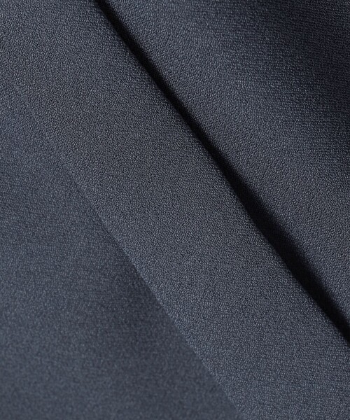 ICB（アイシービー）の「FluidBackSatin シャツワンピース（ワンピース・レディース・グレー系/ブラック系・46/44/42）」の22枚目の写真