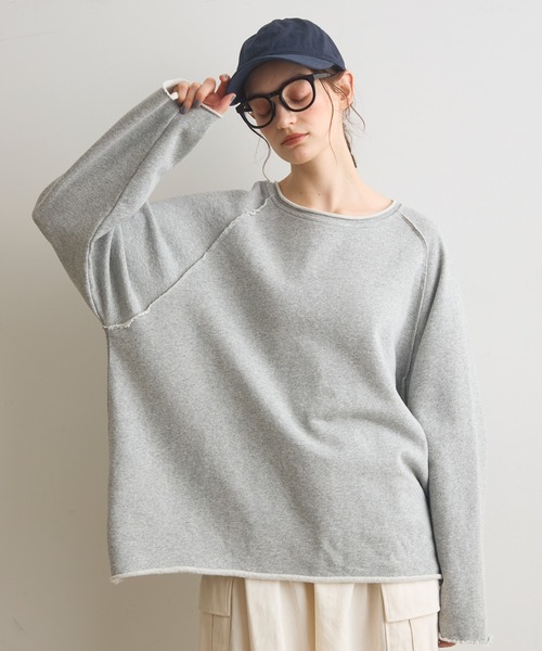 Crisp(クリスプ)の「カットオフラグランオーバースウェット(スウェット・レディース・ホワイト/グレー/ブラウン・FREE)」の1枚目の写真