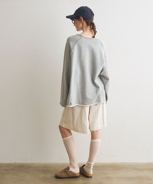 Crisp(クリスプ)の「カットオフラグランオーバースウェット(スウェット・レディース・ホワイト/グレー/ブラウン・FREE)」の5枚目の写真