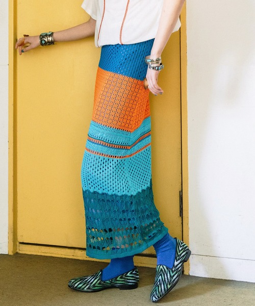 AULA AILA（アウラアイラ）の「【セットアップ着用可】オープンワークニットスカート（スカート・レディース・ブルー/ブラック/パープル・0）」の9枚目の写真