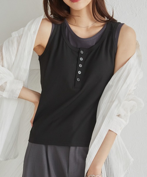 RANAN（ラナン）の「【接触冷感機能付き！】カップ付きレイヤードヘンリーネックタンク（タンクトップ・レディース・ブラック/コーラル/ネイビー/ブラウン・LL/S/M/L）」の9枚目の写真