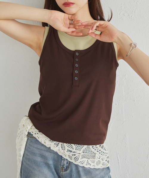 RANAN（ラナン）の「【接触冷感機能付き！】カップ付きレイヤードヘンリーネックタンク（タンクトップ・レディース・ブラック/コーラル/ネイビー/ブラウン・LL/S/M/L）」の17枚目の写真