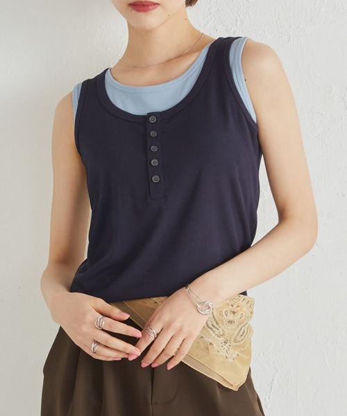 RANAN（ラナン）の「【接触冷感機能付き！】カップ付きレイヤードヘンリーネックタンク（タンクトップ・レディース・ブラック/コーラル/ネイビー/ブラウン・LL/S/M/L）」の21枚目の写真