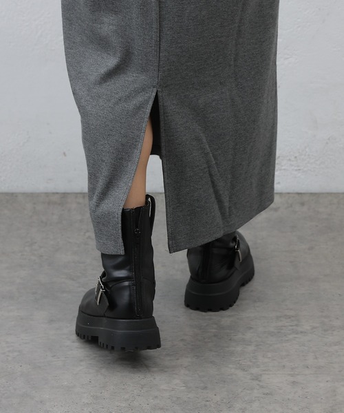 COLONY 2139（コロニートゥーワンスリーナイン）の「テレコ衿付きロングワンピース（ワンピース・レディース・ブラック/チャコールグレー・FREE）」の21枚目の写真