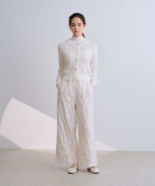 BIANCA(ビアンカ)の「【ON/OFF着回し】フラワージャカードドロスト付きワイドパンツ(その他パンツ・レディース・ブラック/オフホワイト・40/38)」の6枚目の写真
