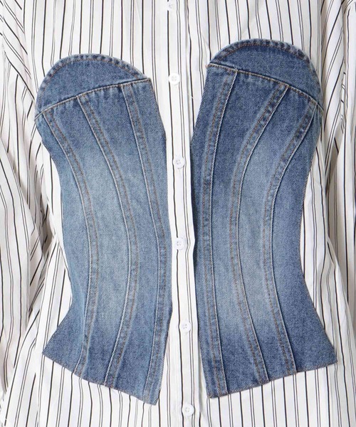 Cepica（セピカ）の「Backギャザーデニムパッチシャツ（シャツ/ブラウス・レディース・ストライプ・FREE）」の2枚目の写真