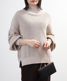 タートルネック ボリュームニット
