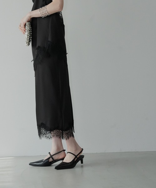 chuclla(チュクラ)の「ストラップライン ポインテッドパンプス chs26s010(パンプス・レディース・ブラック/シルバー・38/37/40/39/36)」の6枚目の写真