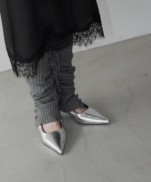 chuclla(チュクラ)の「ストラップライン ポインテッドパンプス chs26s010(パンプス・レディース・ブラック/シルバー・38/37/40/39/36)」の16枚目の写真