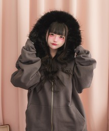 nyanMe（ニャンミー）の「ふぁ～ぱーかー（パーカー）」
