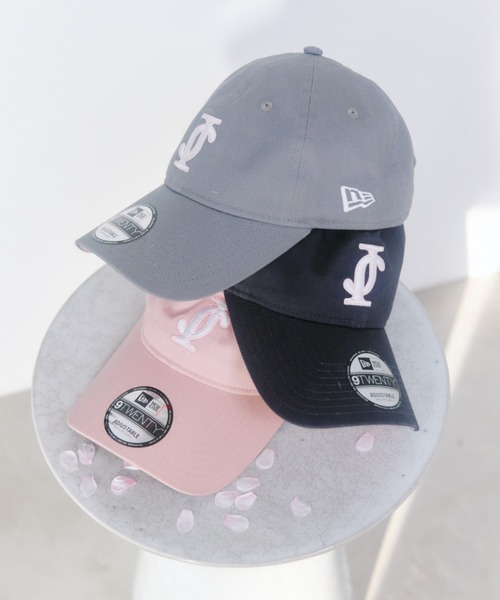 JILL by JILL STUART（ジルバイジルスチュアート）の「＜ニューエラコラボ＞サクラPinkキャップ（キャップ・レディース・ネイビー/ピンク/グレー・FREE）」の4枚目の写真