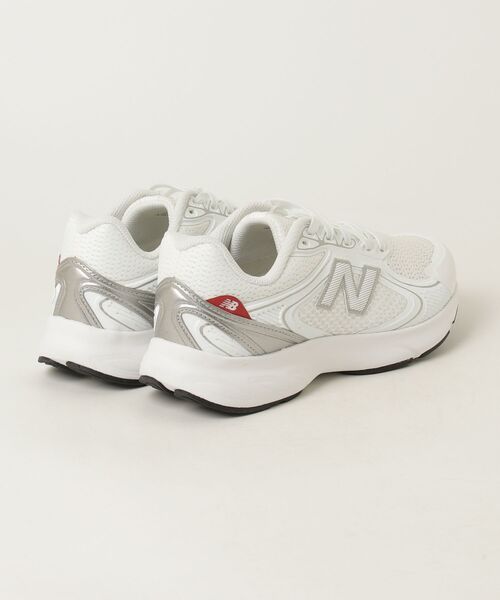 NEW BALANCE(ニューバランス)の「Fresh Foam Amaste v1(スニーカー・メンズ・ホワイト×シルバー/ブラック×シルバー・25.0cm/25.5cm/26.0cm/26.5cm/27.0cm/27.5cm/28.0cm/28.5cm/29.0cm)」の6枚目の写真