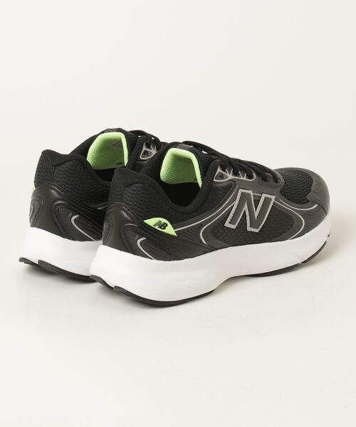 NEW BALANCE(ニューバランス)の「Fresh Foam Amaste v1(スニーカー・メンズ・ホワイト×シルバー/ブラック×シルバー・25.0cm/25.5cm/26.0cm/26.5cm/27.0cm/27.5cm/28.0cm/28.5cm/29.0cm)」の4枚目の写真