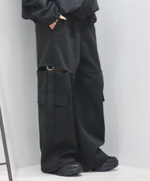CECIL McBEE(セシルマクビー)の「ダンボールサイドカットカーゴパンツ(スウェットパンツ・レディース・グレー/ブラック・LARGE/MEDIUM)」の10枚目の写真