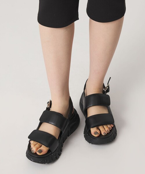 ODETTE E ODILE（オデットエオディール）の「ヴィブラムベルクロ サンダル55（サンダル・レディース・ブラック/ライトグレー・37/36/35）」の19枚目の写真