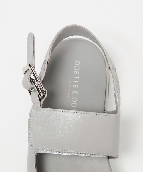 ODETTE E ODILE（オデットエオディール）の「ヴィブラムベルクロ サンダル55（サンダル・レディース・ブラック/ライトグレー・37/36/35）」の10枚目の写真