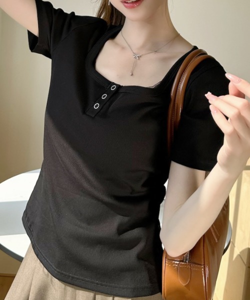 Ada.(エイダ)の「スクエア デザイン ヘンリーネック タイト 半袖Tシャツ(Tシャツ/カットソー・レディース・ブラック/グレー/ホワイト・FREE)」の12枚目の写真
