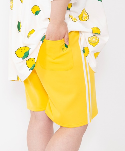 PUNYUS（プニュズ）の「フードジャージショートパンツ（その他パンツ・レディース・オレンジ/レッド/グリーン/イエロー/ホワイト/ピンク/ブルー/ブラック/サックスブルー/パープル・4/3/2/1/5）」の7枚目の写真