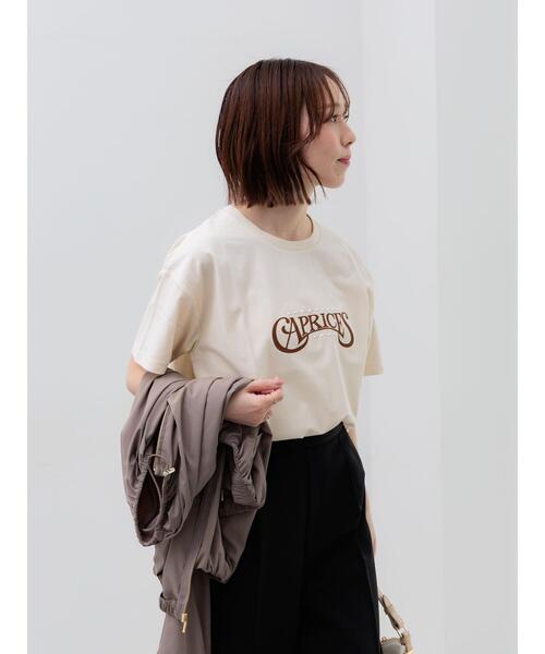 Te chichi(テチチ)の「パール&ロゴプリントTシャツ(Tシャツ/カットソー・レディース・オフホワイト/チャコールグレー/クリーム・F)」の6枚目の写真