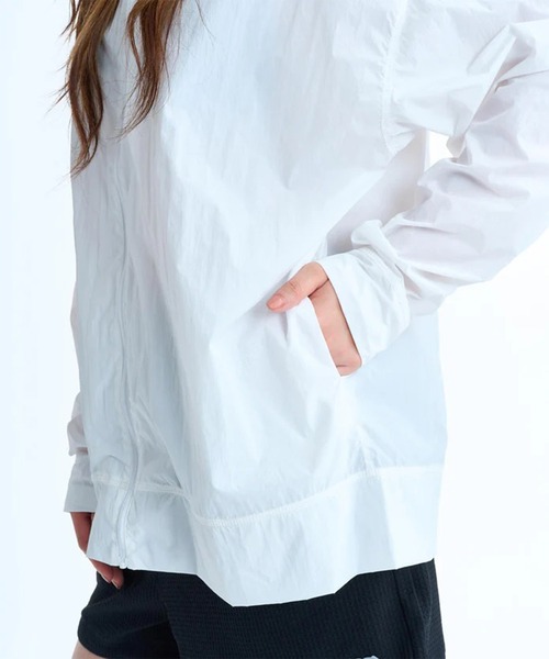 ROXY(ロキシー)の「ROXY/ロキシー ジップアップ ラッシュガード レディース UT SALTY SQUAD JACKET RLY261045 UT(その他アウター・レディース・ホワイト/ブラック・M)」の6枚目の写真