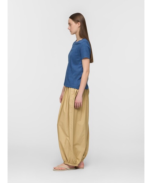 mizuiroind(ミズイロインド)の「mizuiro ind タックバルーンパンツ(その他パンツ・レディース・ベージュ/ブラック/ネイビー/チャコールグレー・FREE)」の13枚目の写真