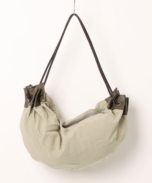 LAULEN(ローレン)の「multiway bicolor drawstring bag /マルチウェイ配色ドローストリングショルダーバッグ(ショルダーバッグ・レディース・アイボリー/カーキ/ベージュ/レッド・FREE)」の5枚目の写真