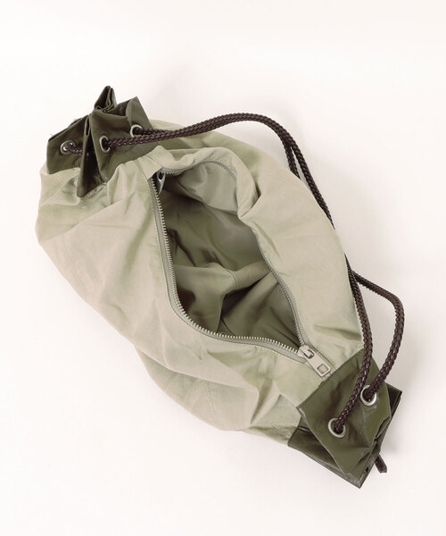 LAULEN(ローレン)の「multiway bicolor drawstring bag /マルチウェイ配色ドローストリングショルダーバッグ(ショルダーバッグ・レディース・アイボリー/カーキ/ベージュ/レッド・FREE)」の7枚目の写真