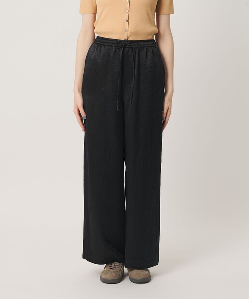 BEAUTY&YOUTH UNITED ARROWS(ビューティーアンドユースユナイテッドアローズ)の「アセテートサテン ワイド イージーパンツ ウォッシャブル(その他パンツ・レディース・ブラック/オリーブ・M/S)」の3枚目の写真