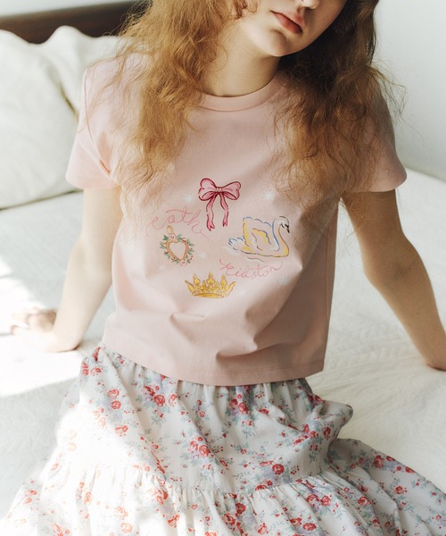 Cath Kidston(キャスキッドソン)の「コンパクトTシャツ Centre Stage(Tシャツ/カットソー・レディース・ピンク/ライトイエロー/サックスブルー/ホワイト・FREE)」の1枚目の写真