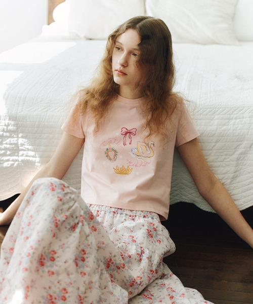 Cath Kidston(キャスキッドソン)の「コンパクトTシャツ Centre Stage(Tシャツ/カットソー・レディース・ピンク/ライトイエロー/サックスブルー/ホワイト・FREE)」の5枚目の写真