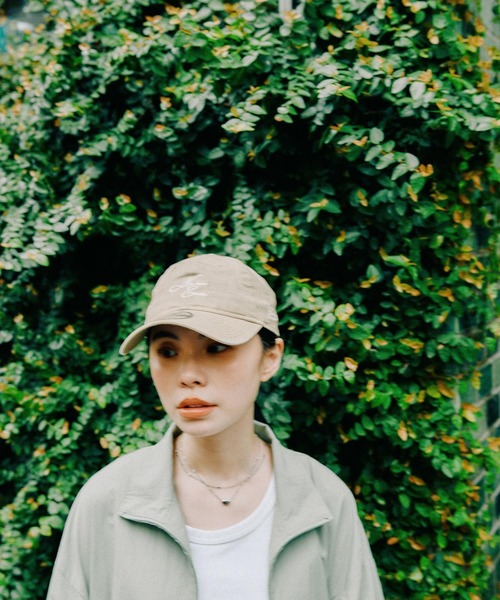 LEPSIM(レプシィム)の「【NEW ERA】コットンフラックスキャップ 617079(キャップ・レディース・ベージュ/ブラック・ONE SIZE)」の3枚目の写真