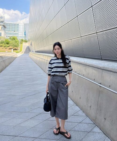 MASMARULEZ APPAREL(マスマルールズ アパレル)の「Multi Strip Long Sleeve_Navy(Tシャツ/カットソー・レディース・ネイビー・ONE SIZE)」の11枚目の写真