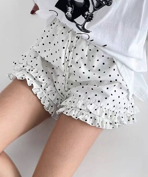 yuue' ( wear )(ユーイ)の「ドット柄フリルショートパンツ(その他パンツ・レディース・ホワイト/ブラック・FREE)」の9枚目の写真